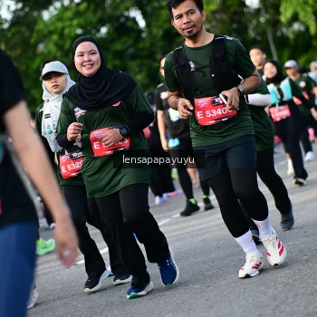 Runner Photo 4160173