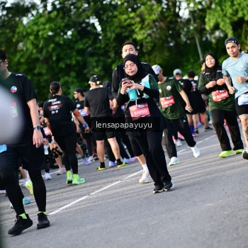 Runner Photo 4160198