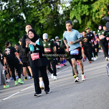 Runner Photo 4160208