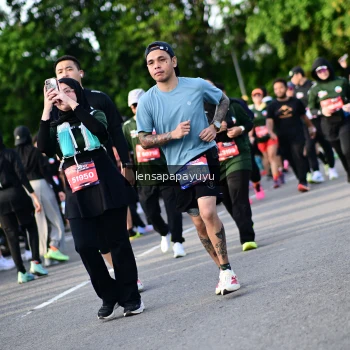 Runner Photo 4160216