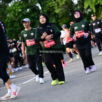 Runner Photo 4160221