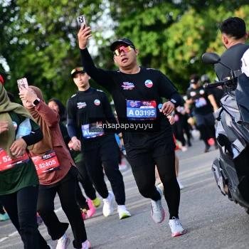 Runner Photo 4160242
