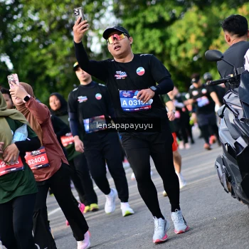 Runner Photo 4160250