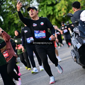 Runner Photo 4160253