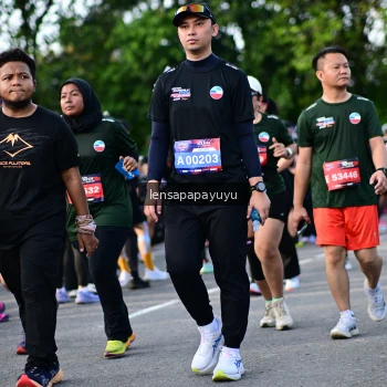 Runner Photo 4160255