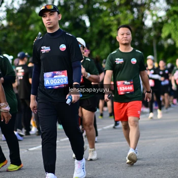 Runner Photo 4160256