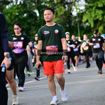 Runner Photo 4160271