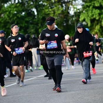 Runner Photo 4160280