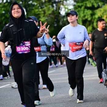 Runner Photo 4160324