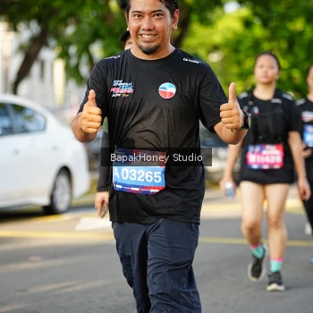 Runner Photo 4160347