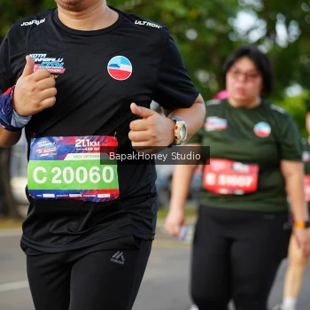 Runner Photo 4160390