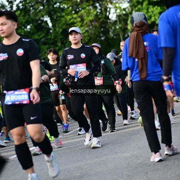 Runner Photo 4160395