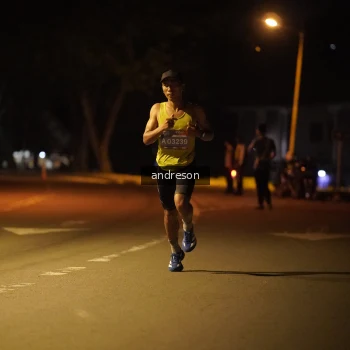 Runner Photo 4160405