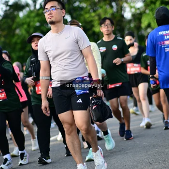 Runner Photo 4160423