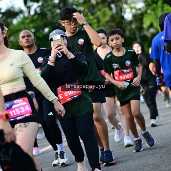 Runner Photo 4160430