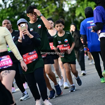 Runner Photo 4160434