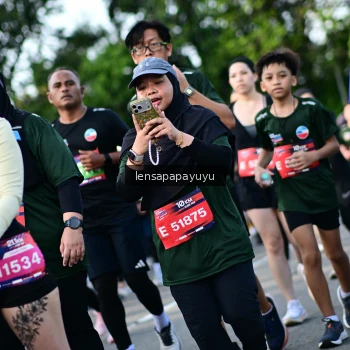 Runner Photo 4160436