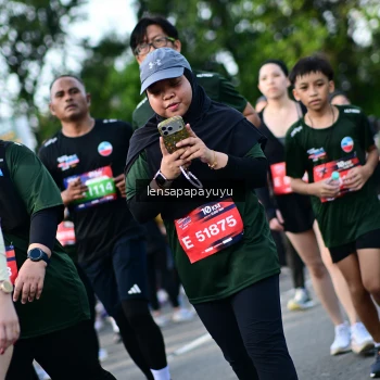 Runner Photo 4160444