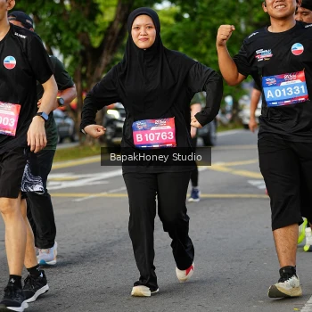 Runner Photo 4160449