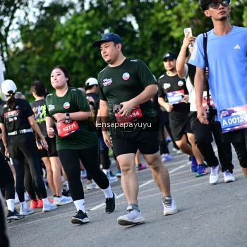 Runner Photo 4160455
