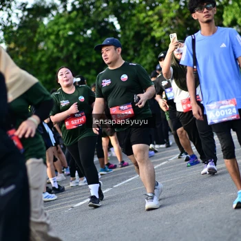 Runner Photo 4160456