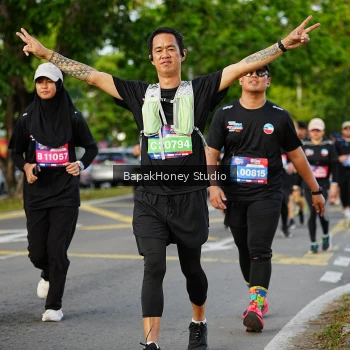 Runner Photo 4160459