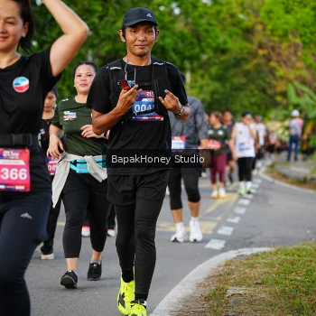 Runner Photo 4160467