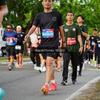 Runner Photo 4160503