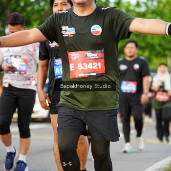 Runner Photo 4160518