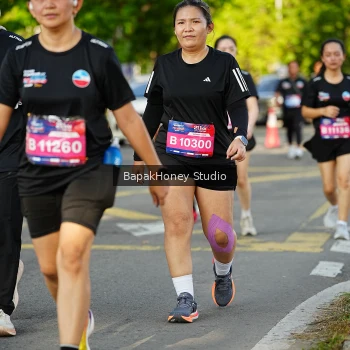 Runner Photo 4160559