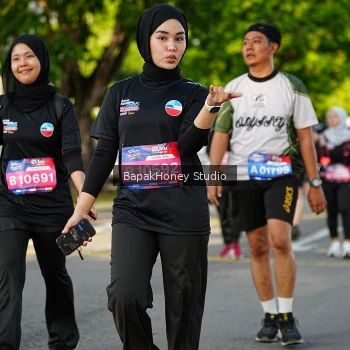 Runner Photo 4160583