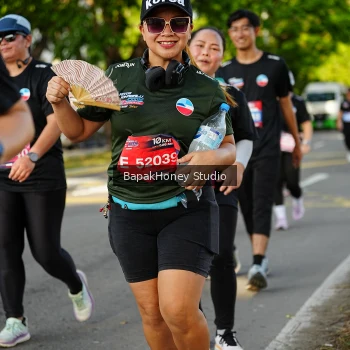 Runner Photo 4160591