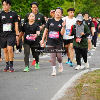 Runner Photo 4160671