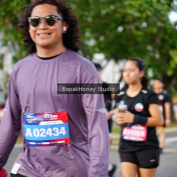 Runner Photo 4160680