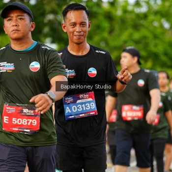 Runner Photo 4160687