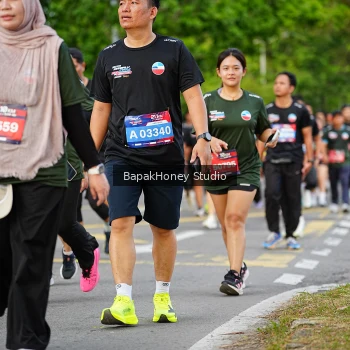 Runner Photo 4160691