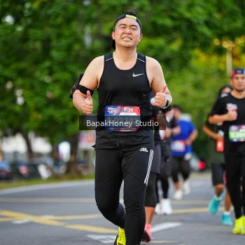 Runner Photo 4160780