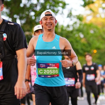 Runner Photo 4160783