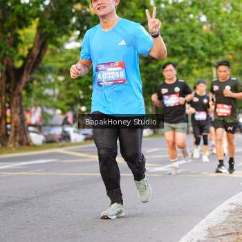 Runner Photo 4160794