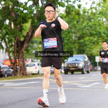 Runner Photo 4160804