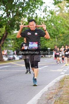 Runner Photo 4160807