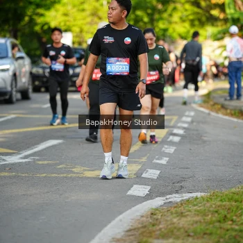 Runner Photo 4160915