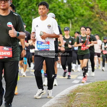 Runner Photo 4161016