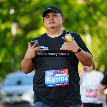 Runner Photo 4161035