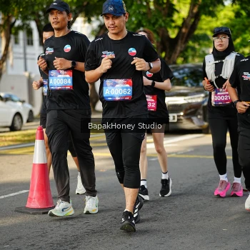 Runner Photo 4161076