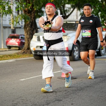 Runner Photo 4161103