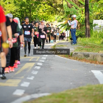 Runner Photo 4161106