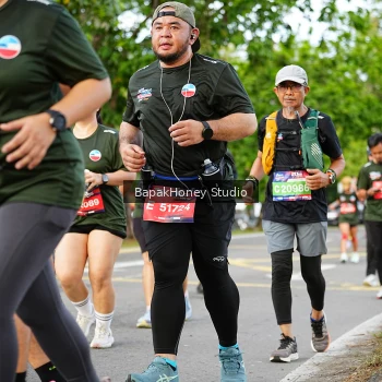 Runner Photo 4161166