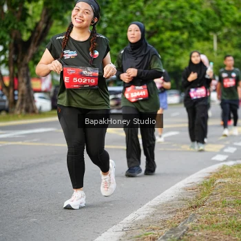 Runner Photo 4161181