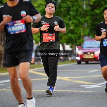 Runner Photo 4161220